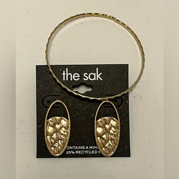 The Sak Jewelry - NEW Gold Textured Earrings and Gold Bangle Bracelet Set NWT